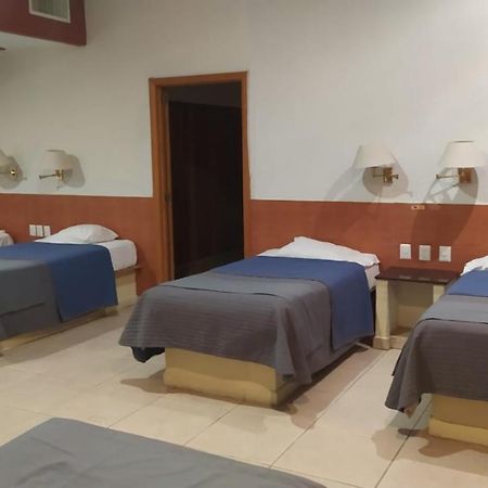 Cypres Hotel & Suites Zapopan Eksteriør bilde