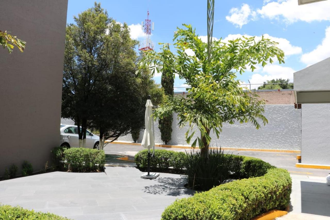 Cypres Hotel & Suites Zapopan Eksteriør bilde