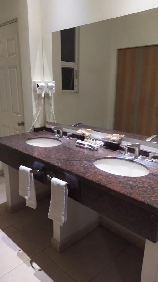 Cypres Hotel & Suites Zapopan Eksteriør bilde