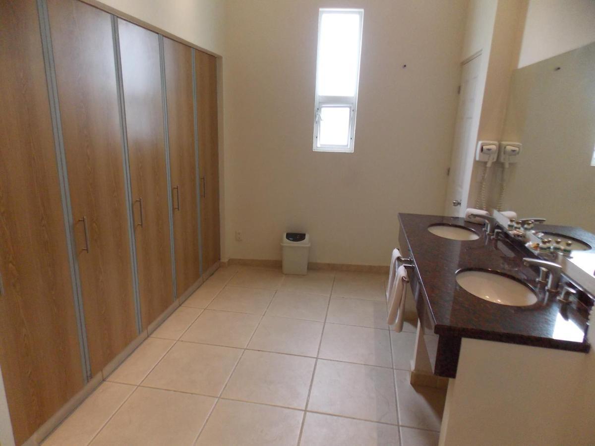 Cypres Hotel & Suites Zapopan Eksteriør bilde